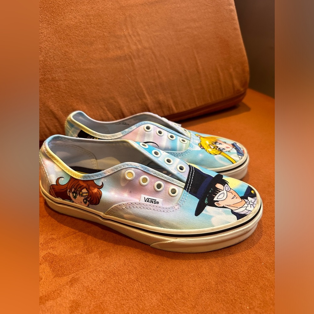 SAILOR MOON VANS 6